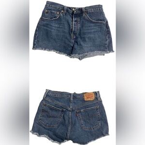 Women’s Levi’s jeans cut off shorts size 28